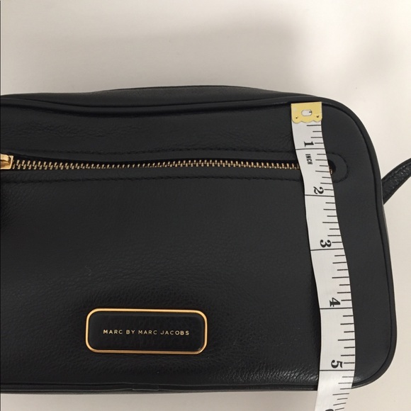 💢SOLD💢Marc By Marc Jacobs Black Mini CB - Picture 7 of 8